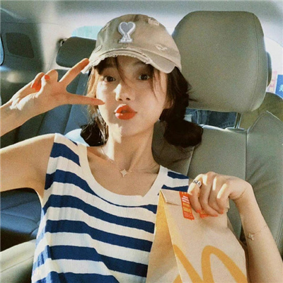 日喀则伴游女生铎忆柏的资料