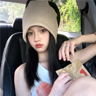 日喀则伴游女生丛河灵的资料