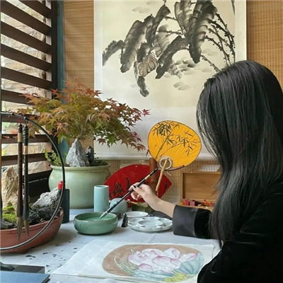 日喀则伴游女生刀思若的资料